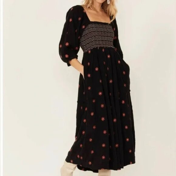 Free People Dahlia Embroidered Puff Sleeve 3D Floral Black Dress l Size Large - Picture 1 of 14